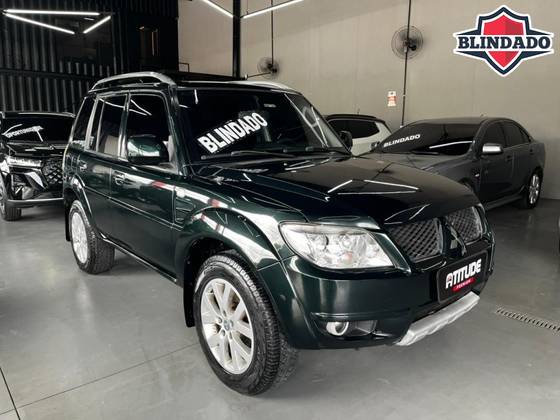 MITSUBISHI PAJERO TR4 2.0 4X4 16V 140CV FLEX 4P AUTOMÁTICO